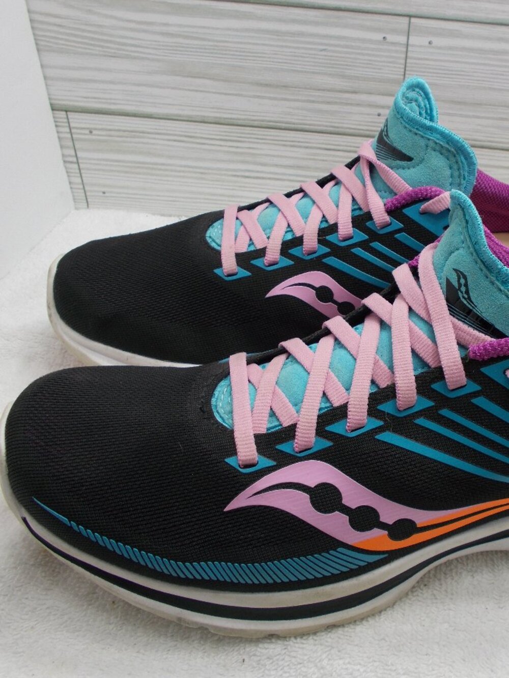 Saucony Kinvara 12 S10619-25 Womens 9.5 Running Shoes